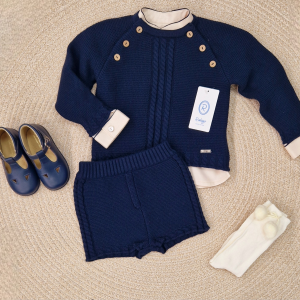 Rahigo
Completo bambino tre pezzi con maglioncino e short in pura lana art.24282