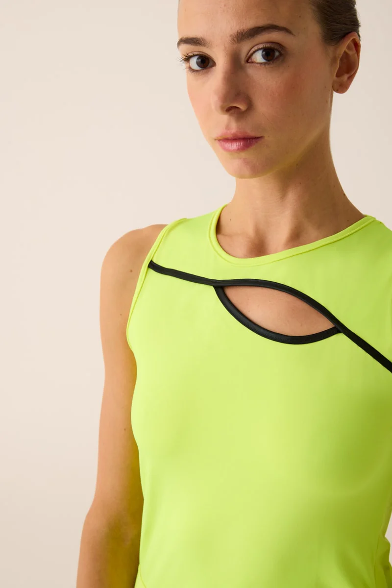 305 - TOP SENZA MANICHE CON DETTAGLIO IN DIAGONALE