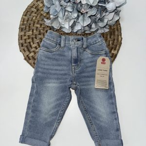 𝑳𝒆𝒗𝒊’𝒔
𝑱𝒆𝒂𝒏𝒔 𝒌𝒊𝒔𝒔 𝒂𝒏𝒅 𝒈𝒐𝒐𝒅𝒃𝒚𝒆 𝒂𝒓𝒕.6𝑬𝑳347-𝑳𝑨1