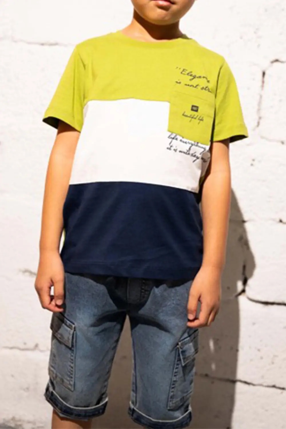 #HASHTAG
Completo bambino t-shirt+jeans corto art.254810 - immagine 2