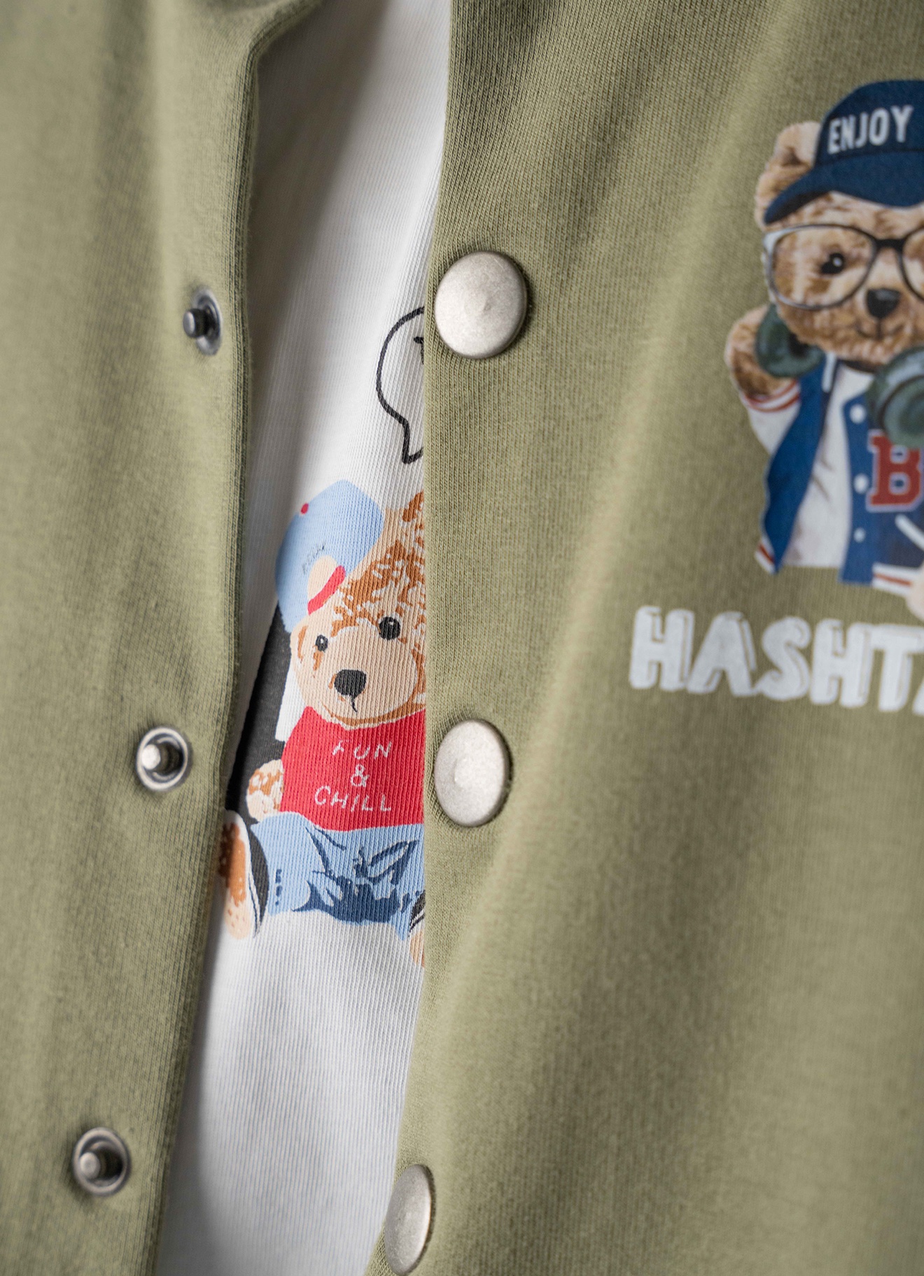 #Hashtag
Completo tre pezzi neonato con giubbotto art.254610 - immagine 3