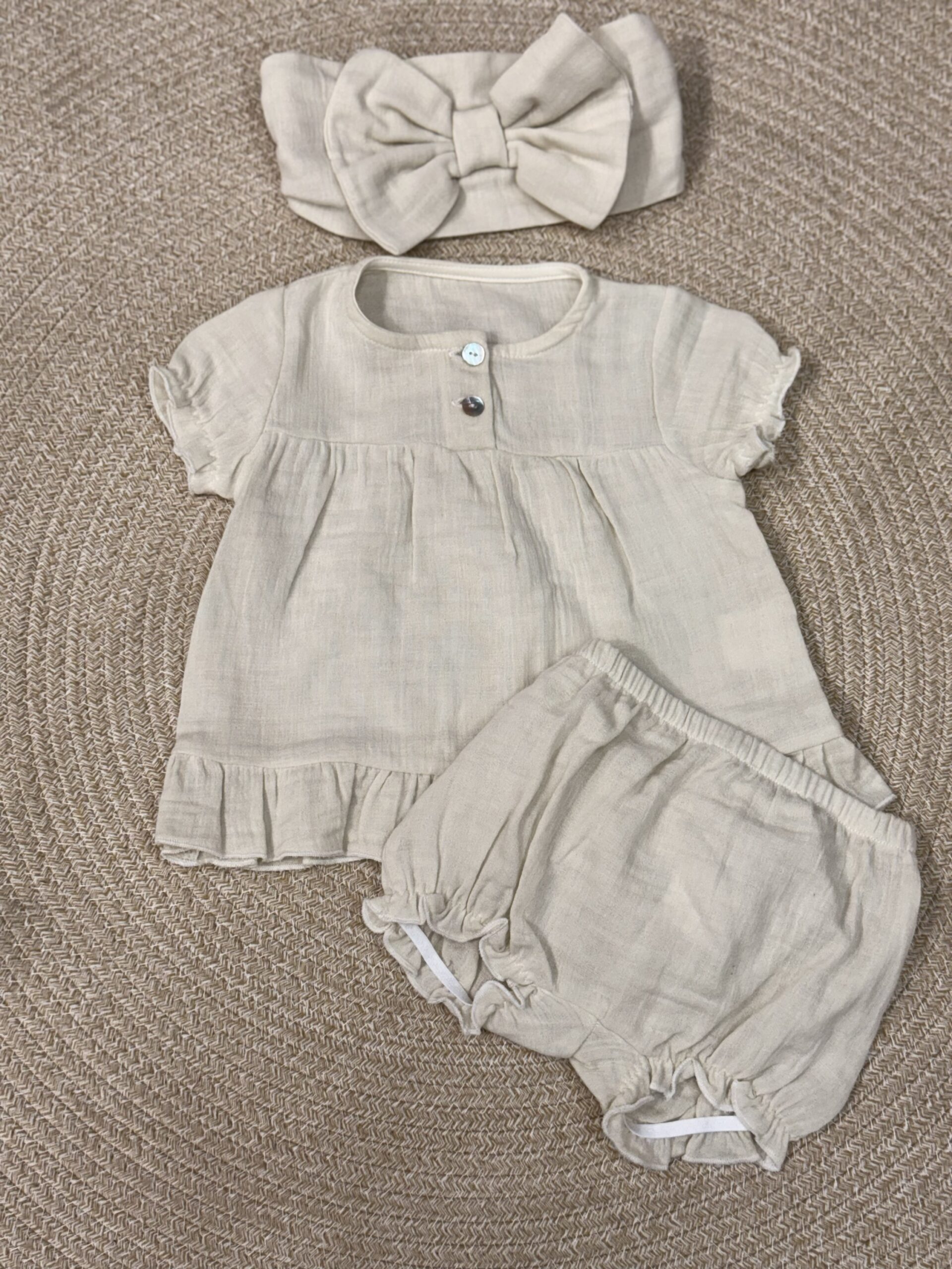 ๐ฉ๐๐๐๐ฝ๐๐โจ
Completo neonata in lino con fascia coordinata art.T7241/02 - immagine 2